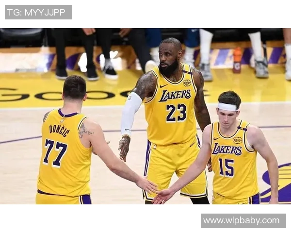 热火与湖人精彩对决回放全景分析NBA经典比赛重温